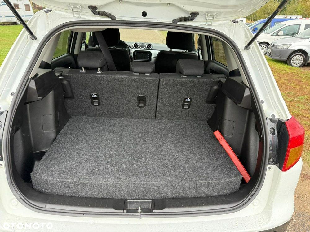 Suzuki Vitara - 21