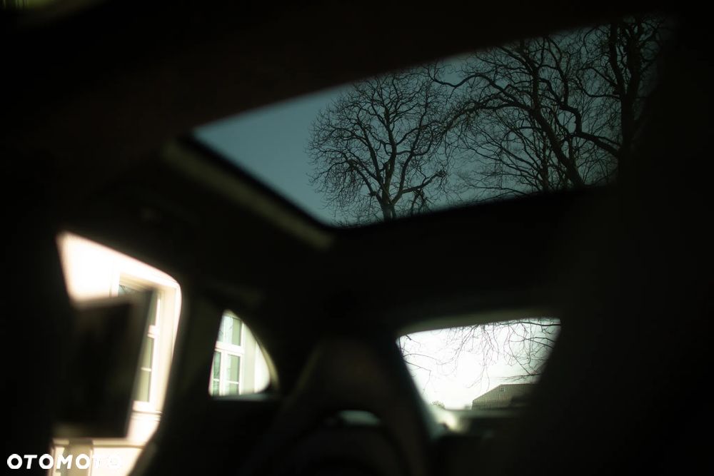 Porsche Panamera Turbo - 27