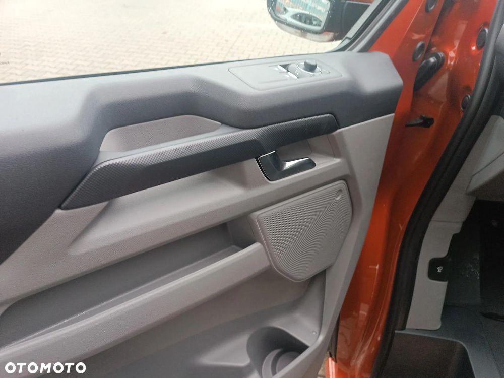 Ford Transit Custom - 10