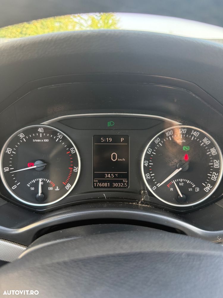 Skoda Octavia 1.4 TSI Classic DSG - 9