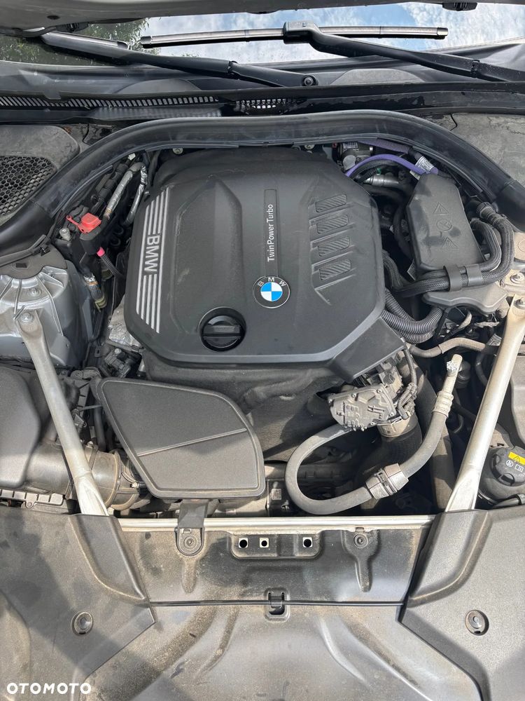 BMW Seria 5 520d xDrive Touring Sport Line - 10