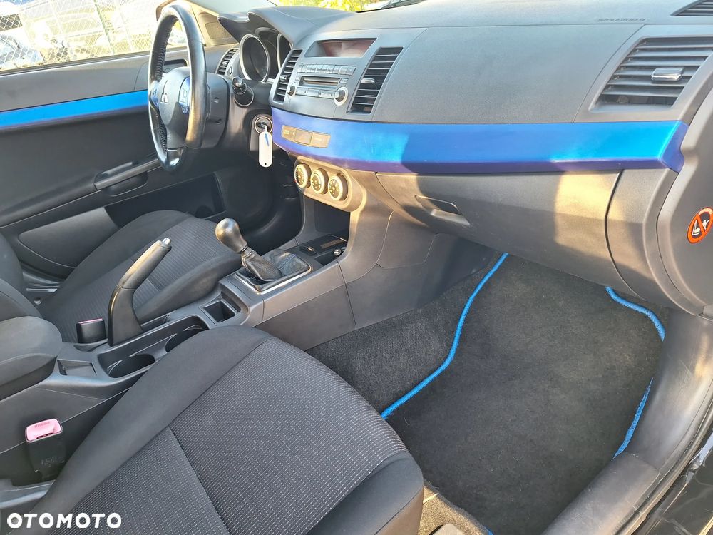 Mitsubishi Lancer 1.8 Invite - 17