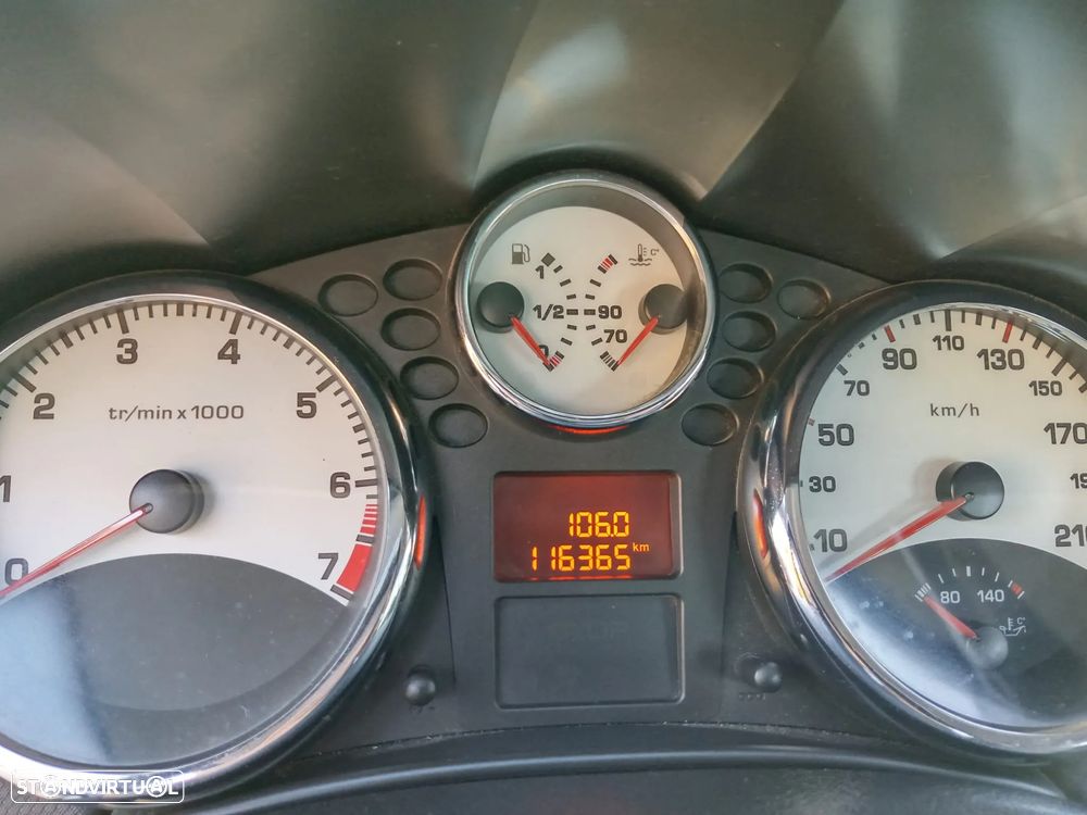 Peugeot 207 CC 120 VTi Sport - 2