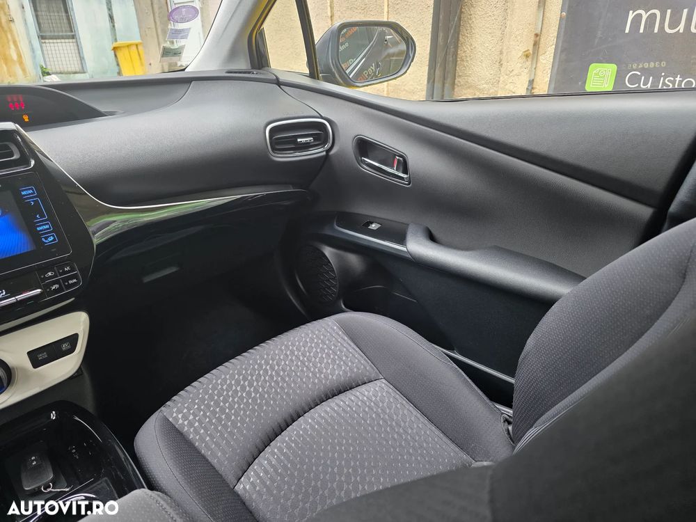 Toyota Prius 1.8 Dual VVT-i Luna - 18