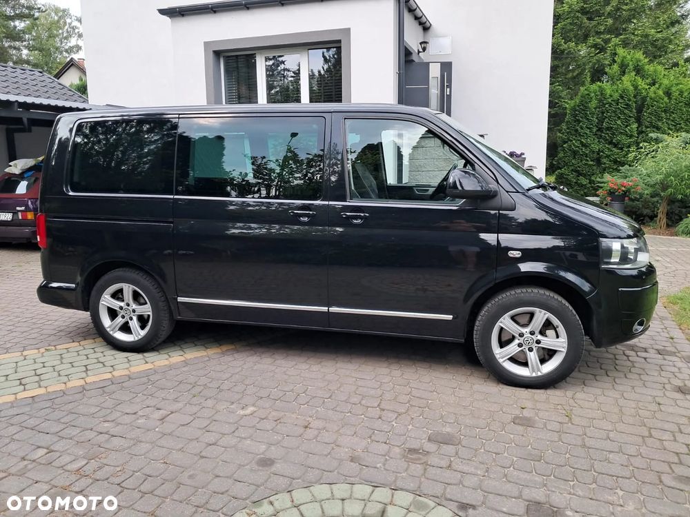 Volkswagen Multivan - 8