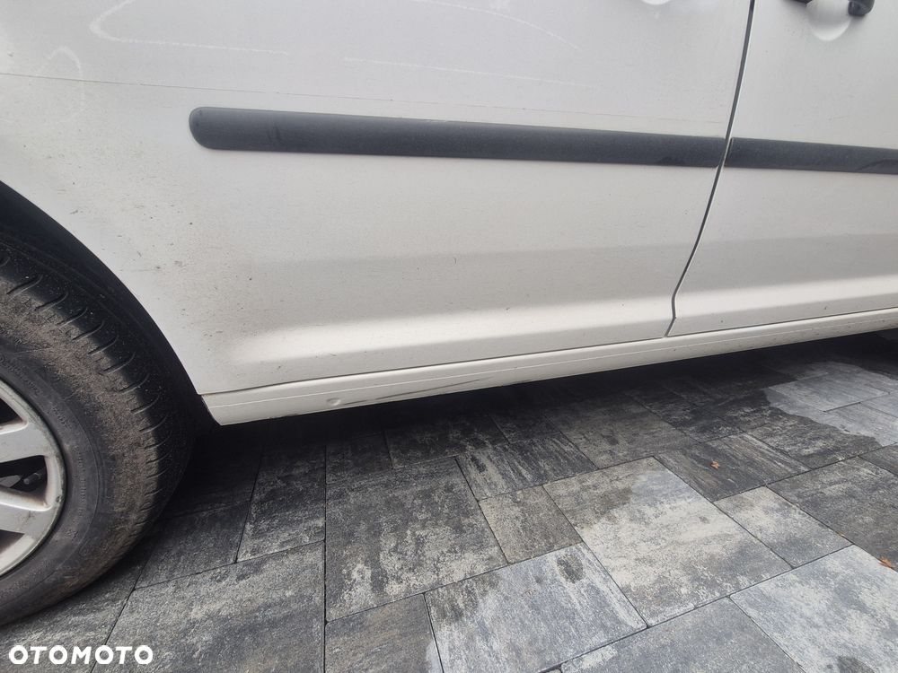 Volkswagen Caddy - 12