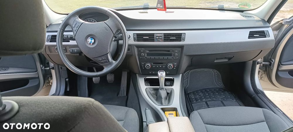 BMW Seria 3 - 19