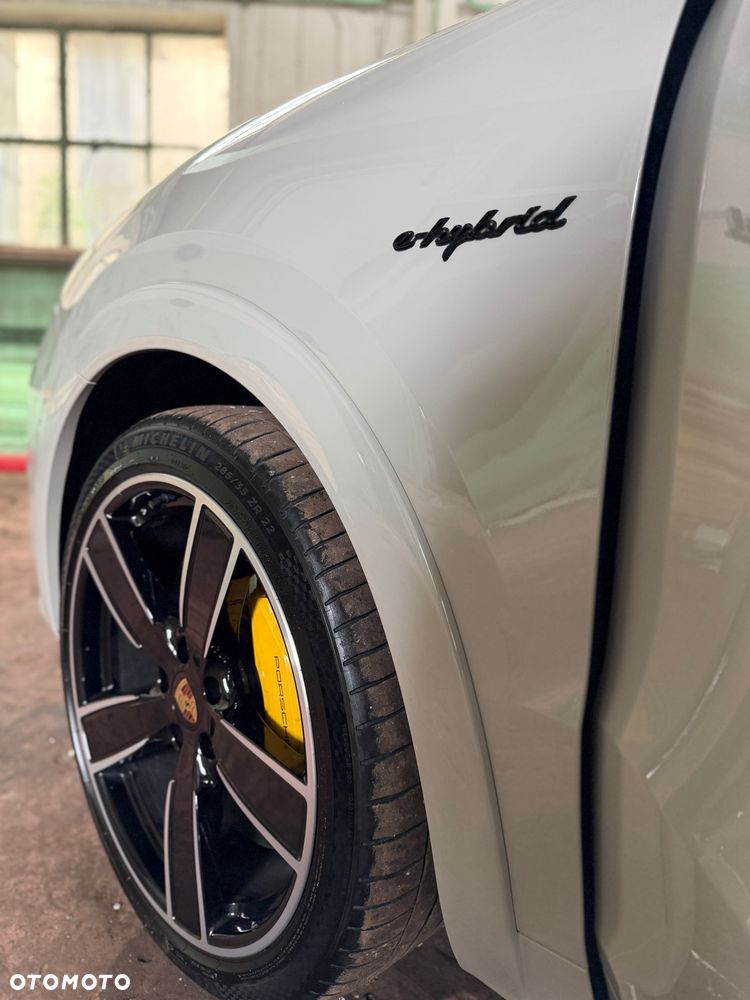Porsche Cayenne - 10