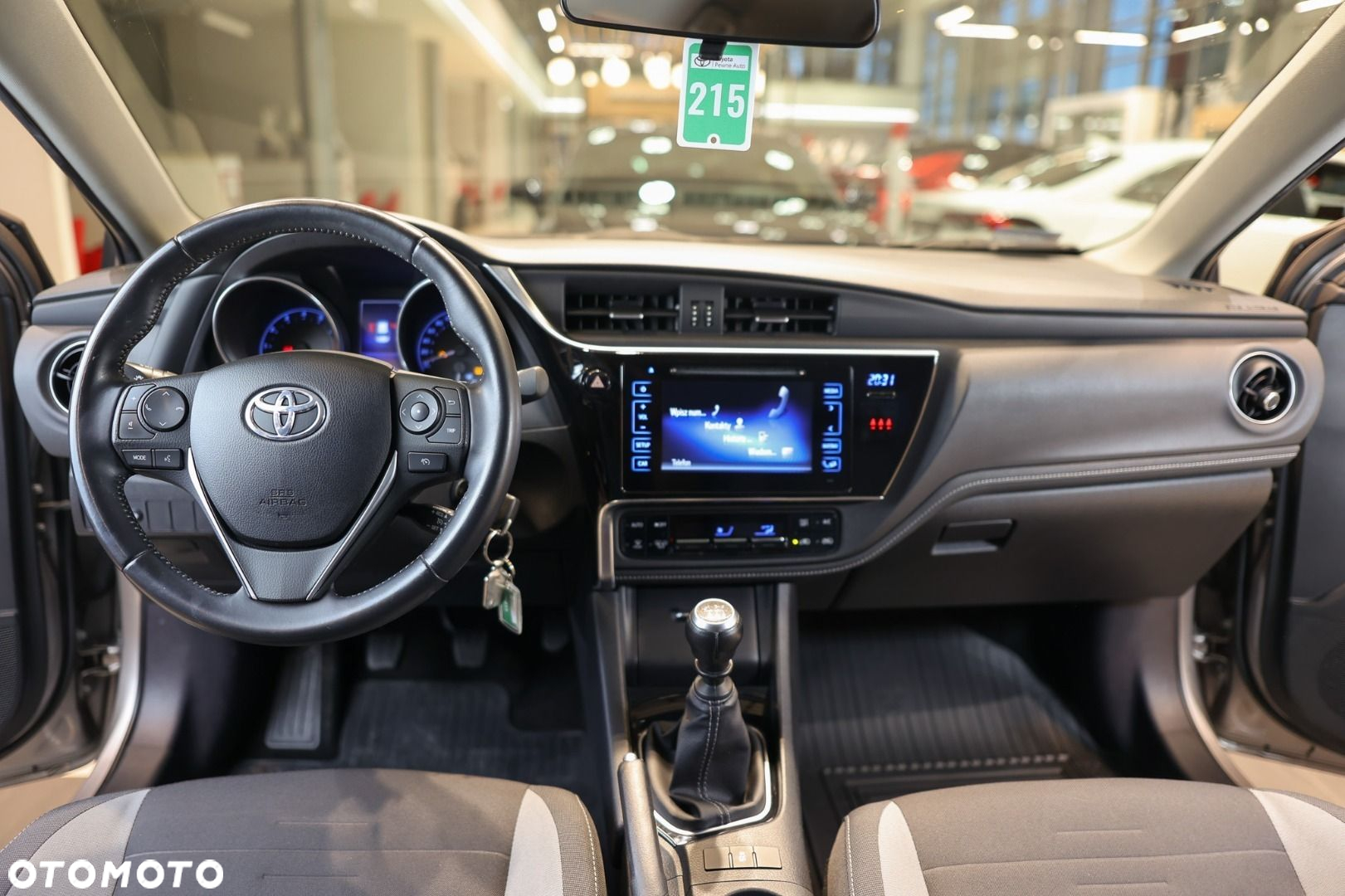 Toyota Auris - 9