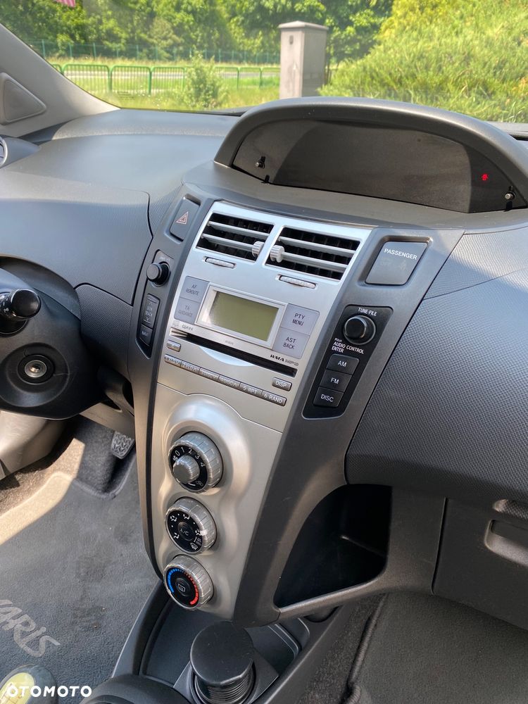 Toyota Yaris 1.3 Luna - 14