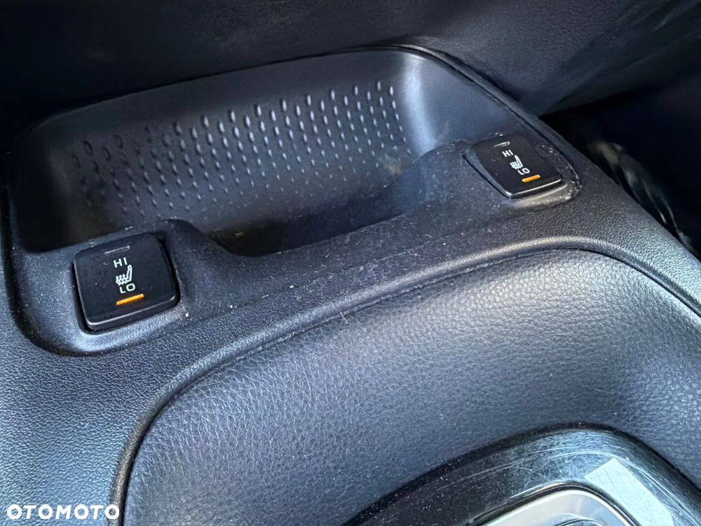 Toyota Corolla 2.0 Business Edition - 16