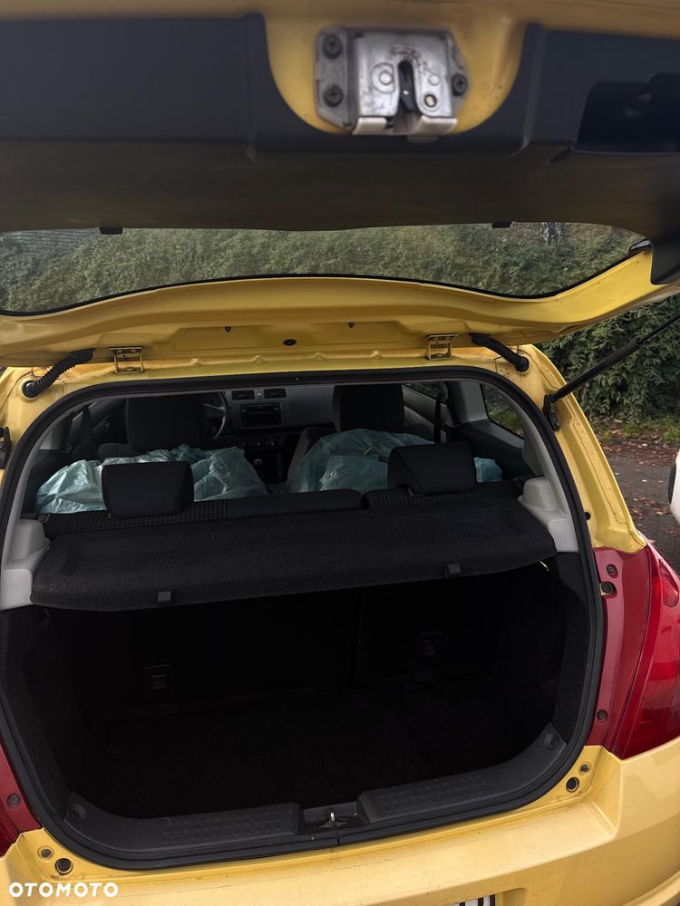 Suzuki Swift 1.3 Classic - 6