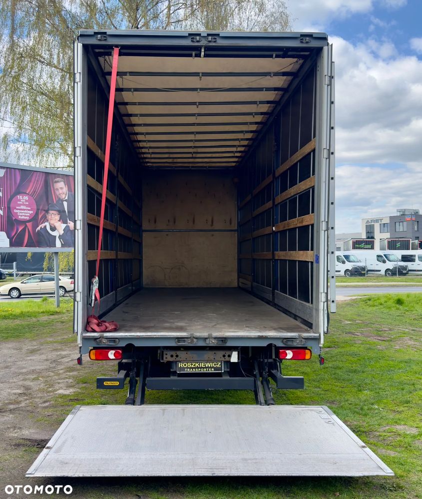 DAF LF 260 , WINDA ,18 EP, SALON PL ,Firanka obustronna + klamry, Bezwypadkowy  , Spanie z tyłu x2 , Dach otwierany , Drzwi - 5