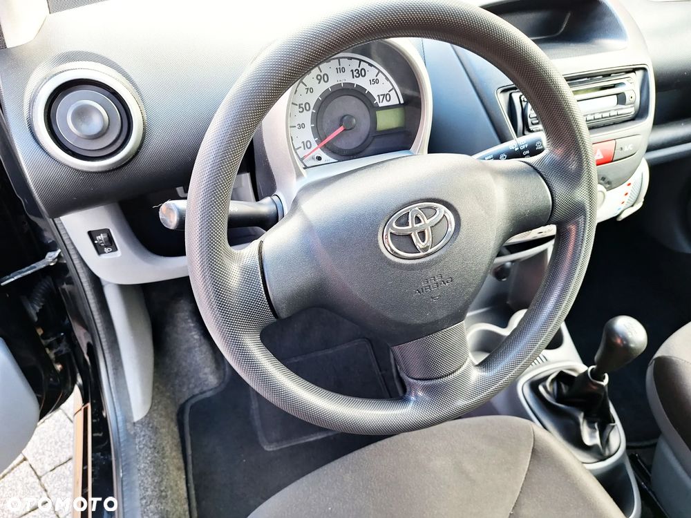 Toyota Aygo - 11