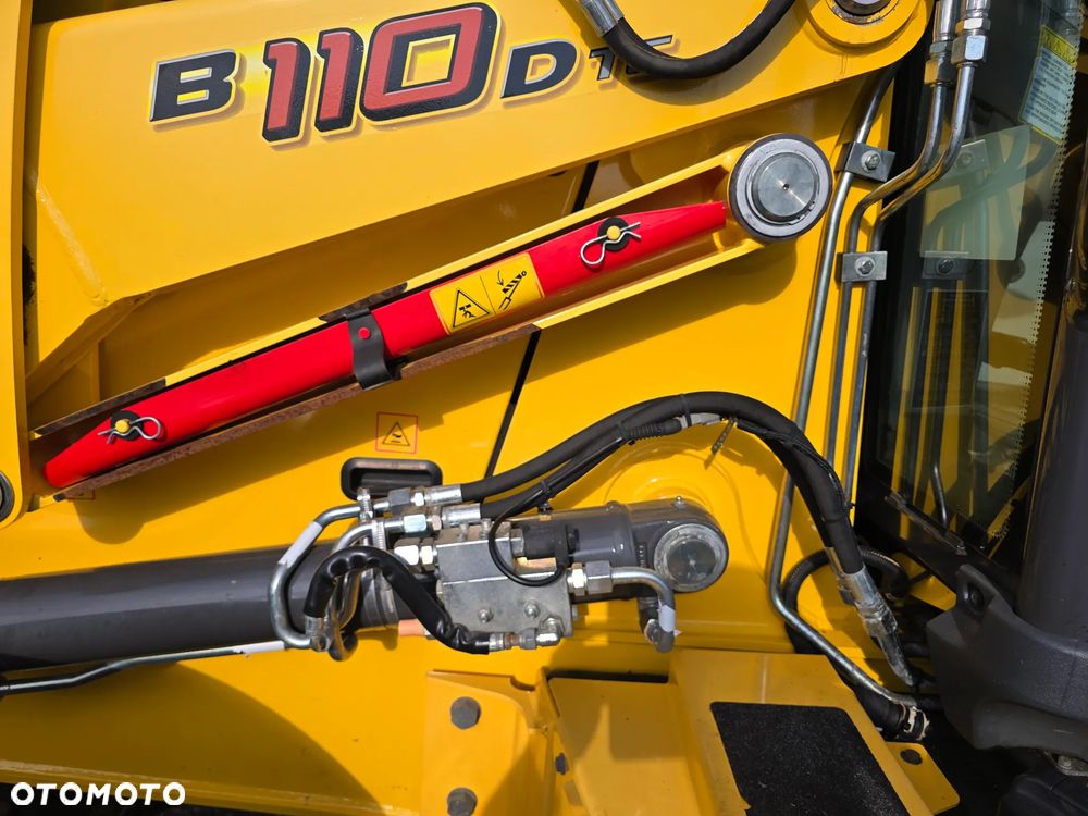 New Holland - 9