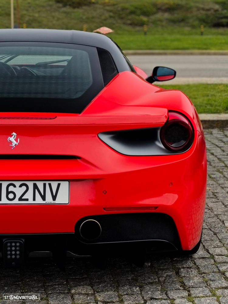 Ferrari 488 - 9