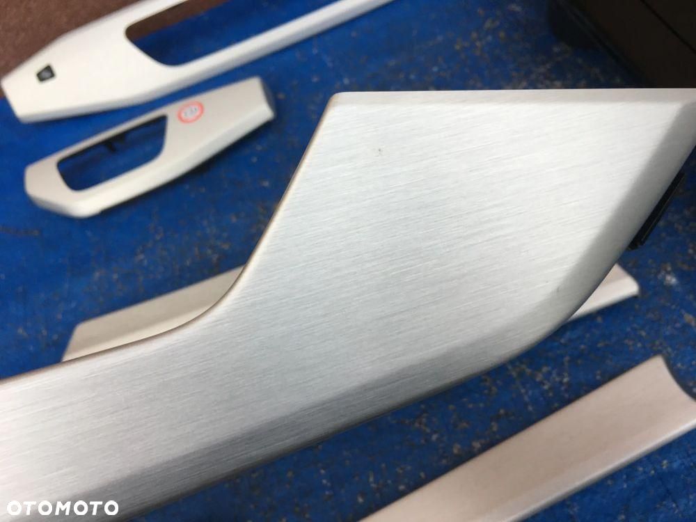 Audi A4 B9 Lift S-Line Dekor Dekory Listwy Ozdobne Konsoli Drzwi 2023r - 7