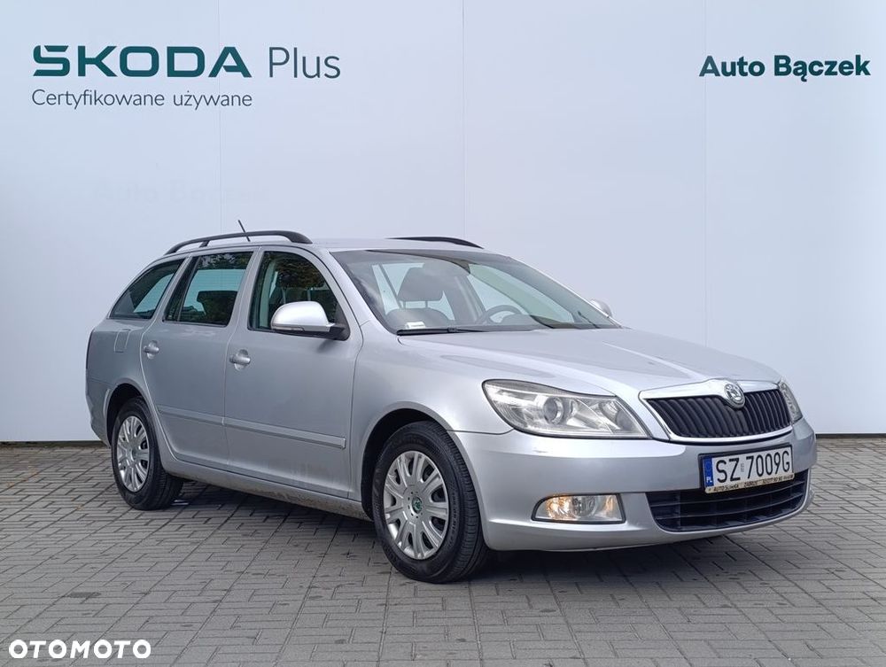 Skoda Octavia 2010 photo 3