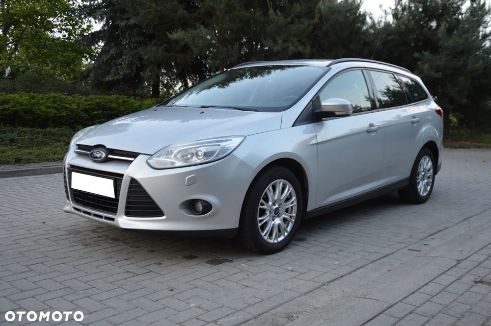 Ford Focus 1.6 TDCi DPF SYNC Edition - 4