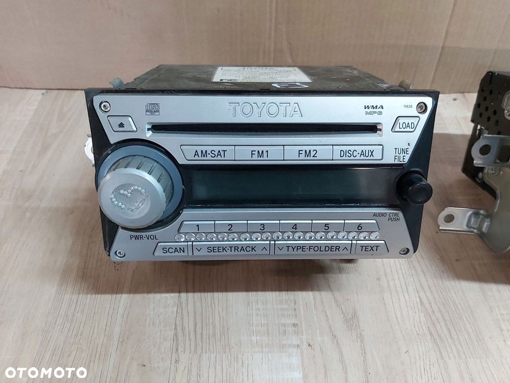 Toyota FJ Cruiser radio CD oryginał 86120-35382 - 1