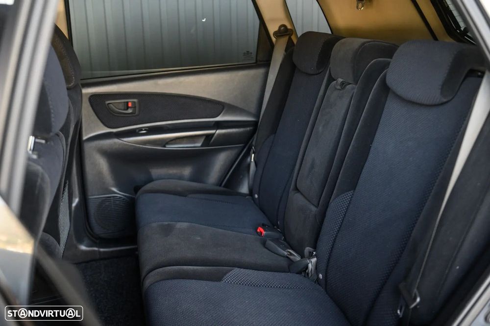 Hyundai Tucson 2.0 2WD GLS - 27