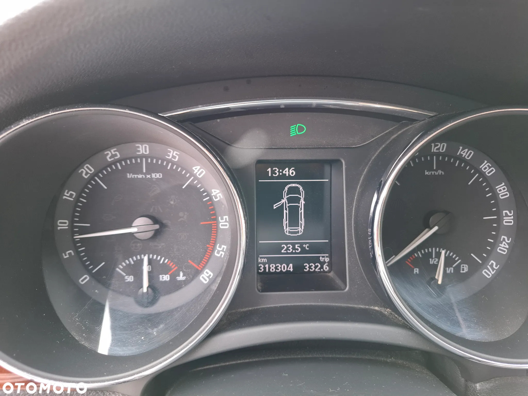 Skoda Superb 2.0 TDI Elegance - 9