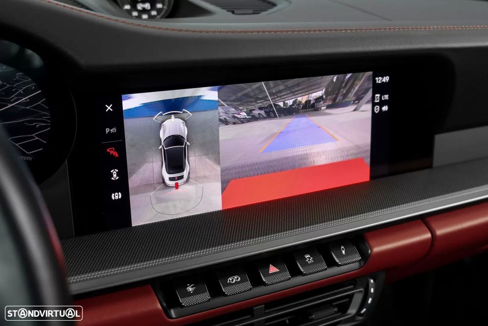 Porsche 911 (992) Carrera 4S PDK - 21