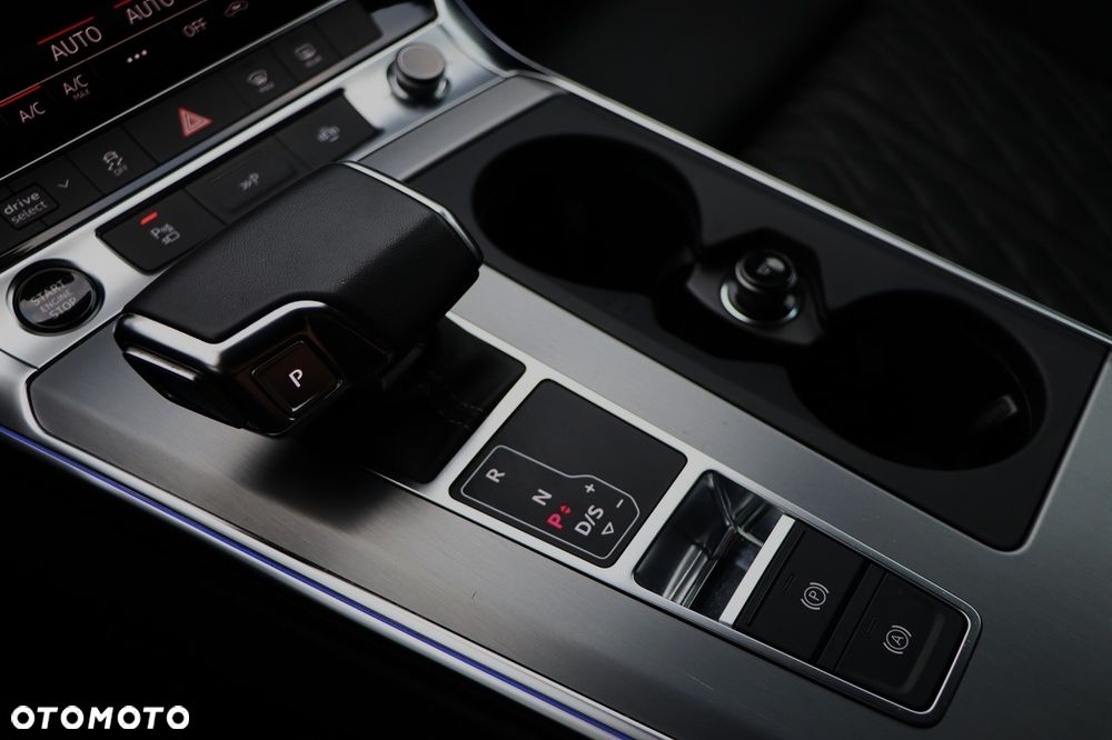 Audi A6 Avant - 31