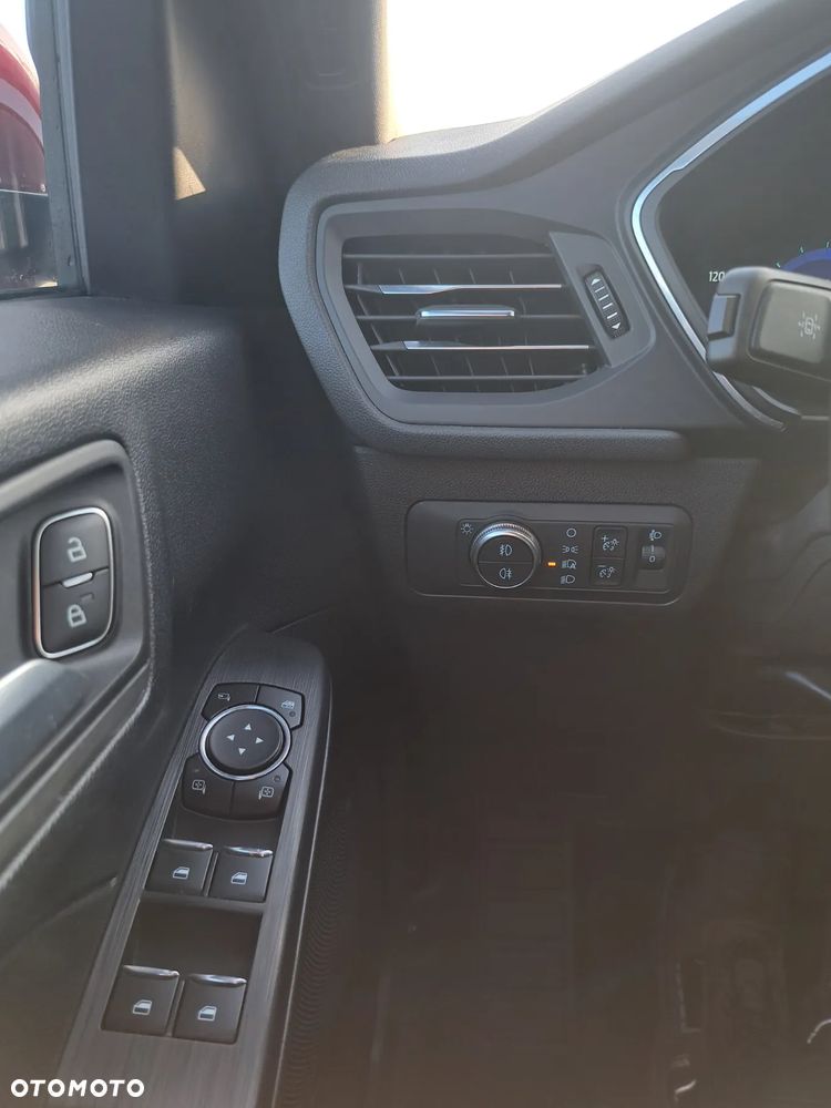 Ford Kuga 2.5 FHEV FWD Titanium - 21