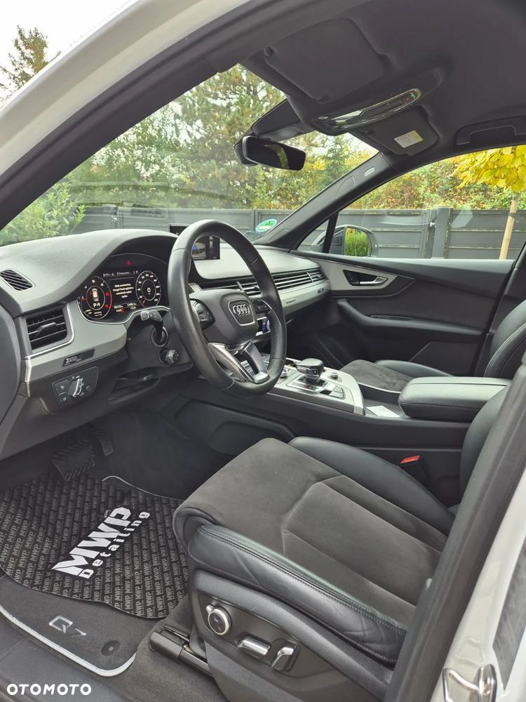 Audi Q7 45 TDI Quattro Tiptronic - 11