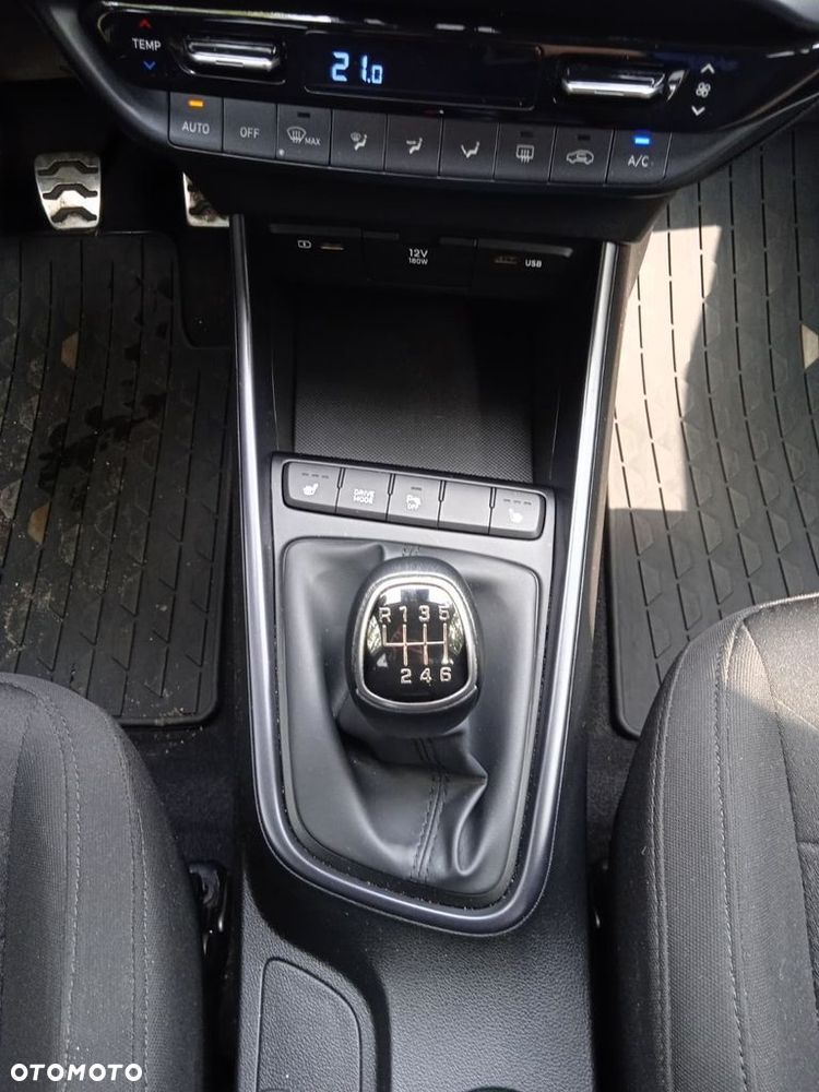 Hyundai Bayon 1.0 T-GDI Smart - 27