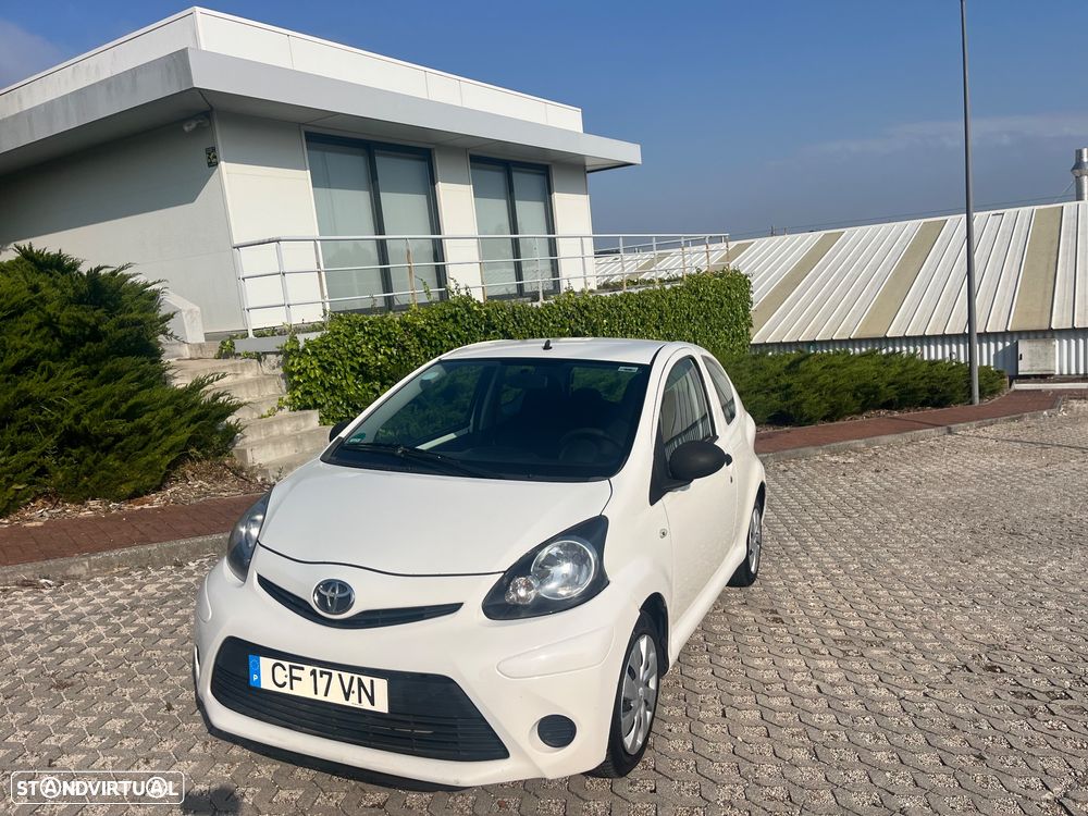 Toyota Aygo Connect - 4