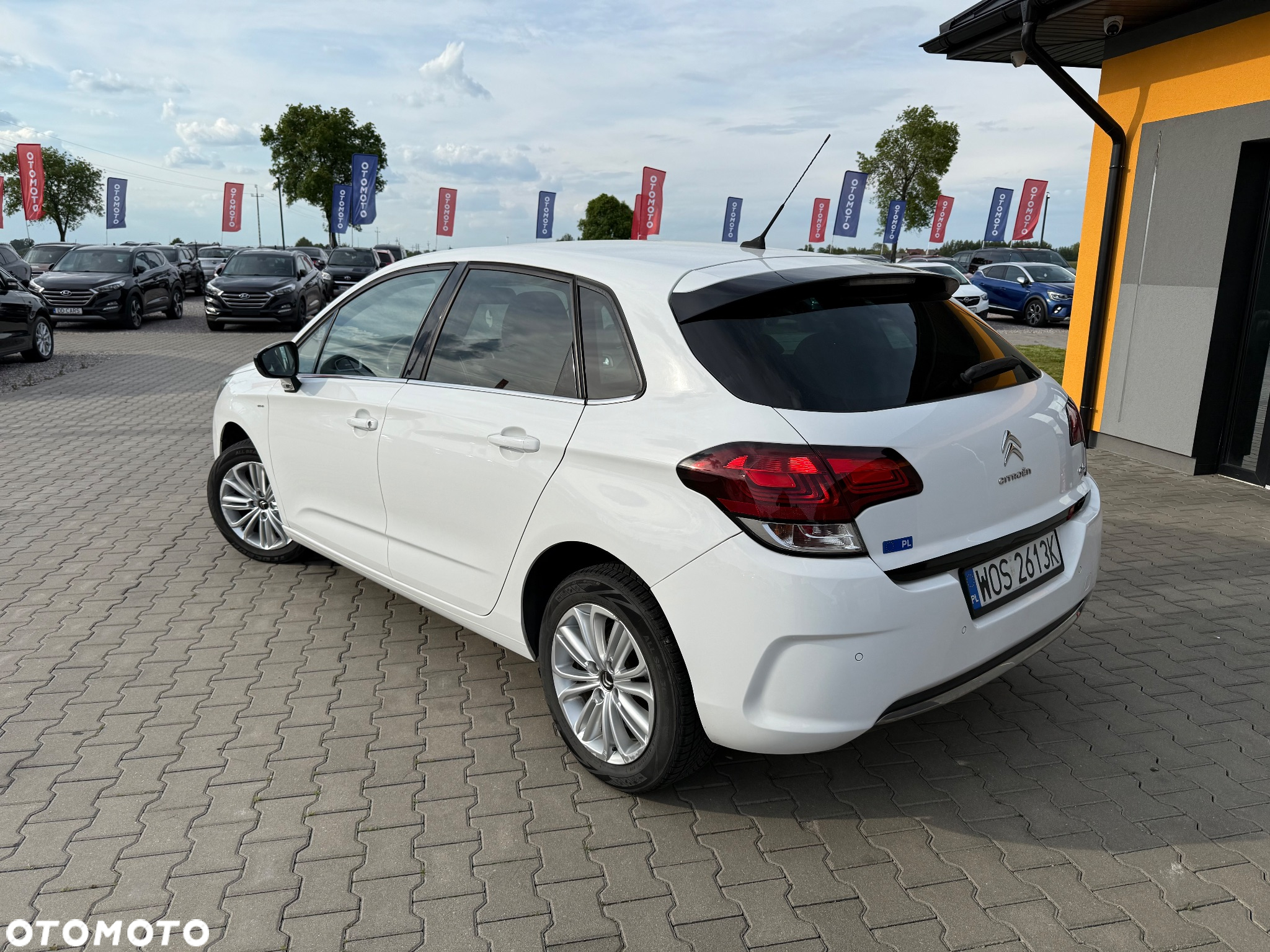 Citroën C4 e-HDi 115 Selection - 4