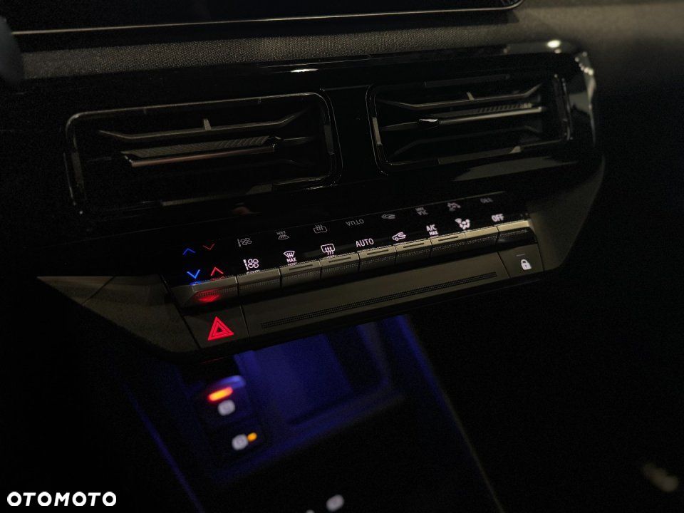 Nissan Micra - 13