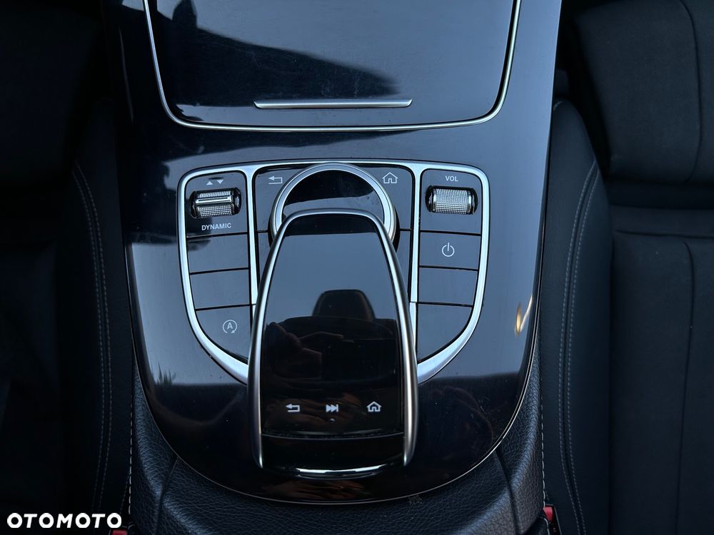 Mercedes-Benz Klasa E 220 d Avantgarde - 30