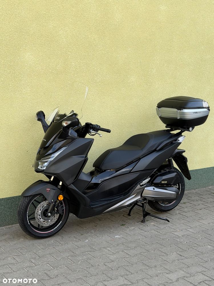 Honda NSS - 28