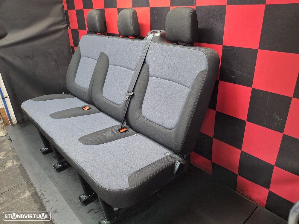 Conjunto De Bancos Traseiros 2ª Fila Opel Vivaro B Combi (X82) - 3
