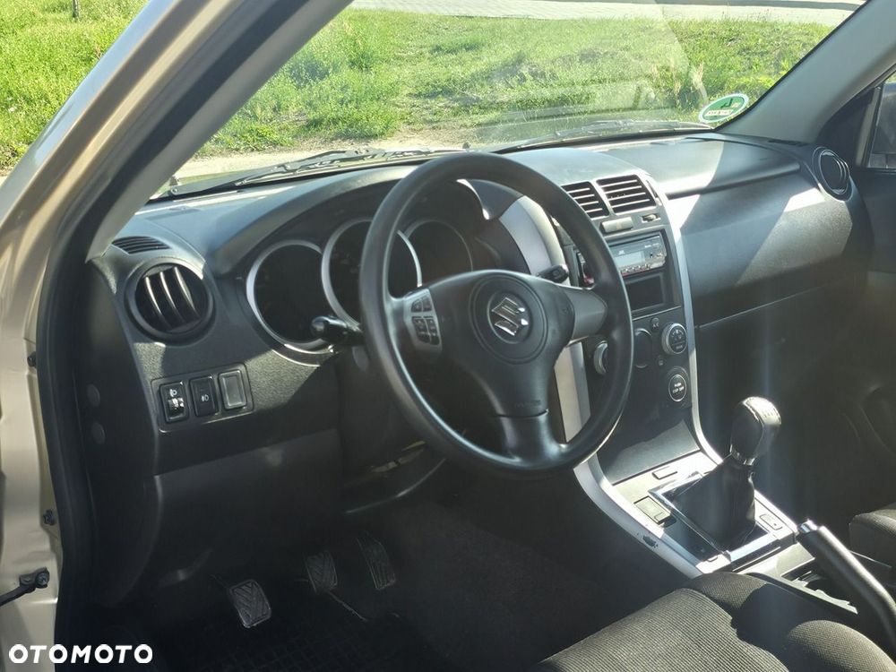 Suzuki Grand Vitara - 7