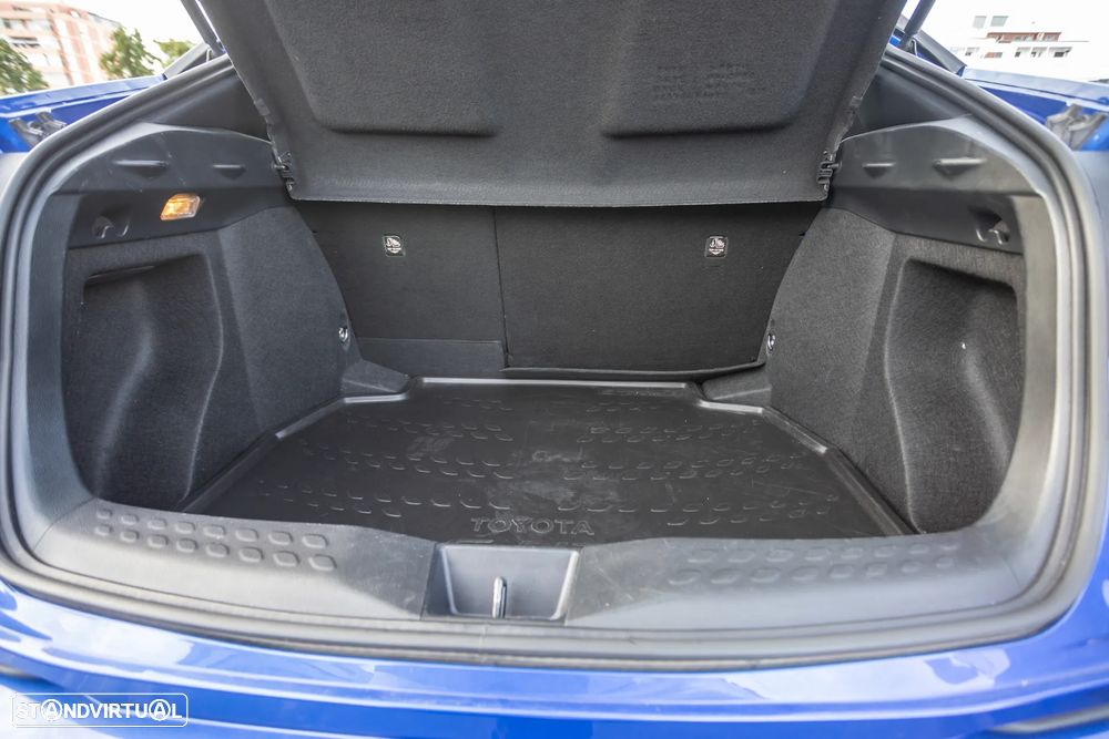 Toyota C-HR 1.8 Hybrid Comfort - 23