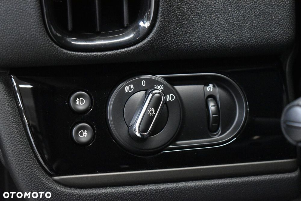 MINI Countryman Cooper Classic Trim - 10