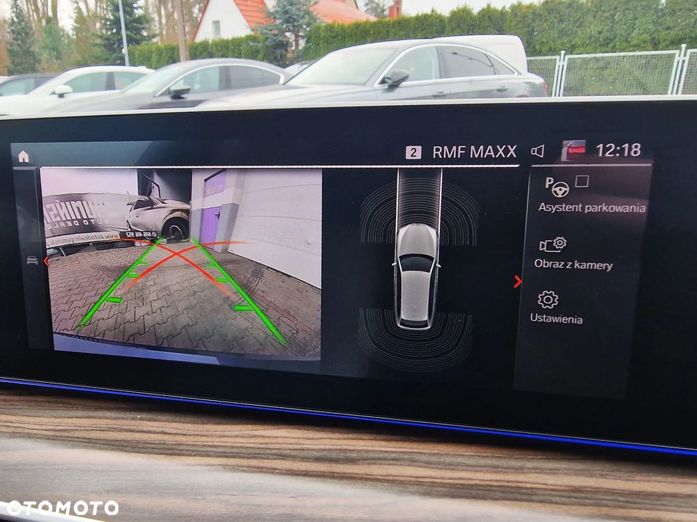 BMW Seria 5 520i M Sport Edition - 34