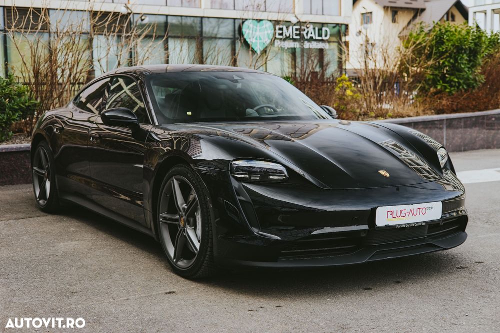 Porsche Taycan - 1