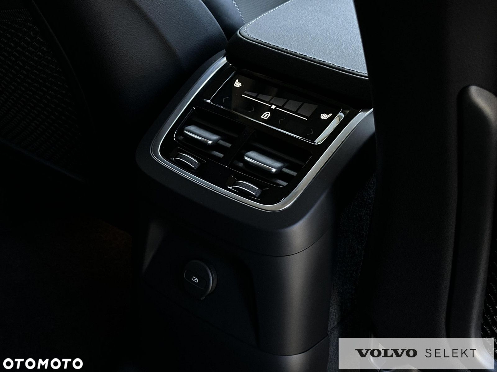 Volvo XC 90 - 32
