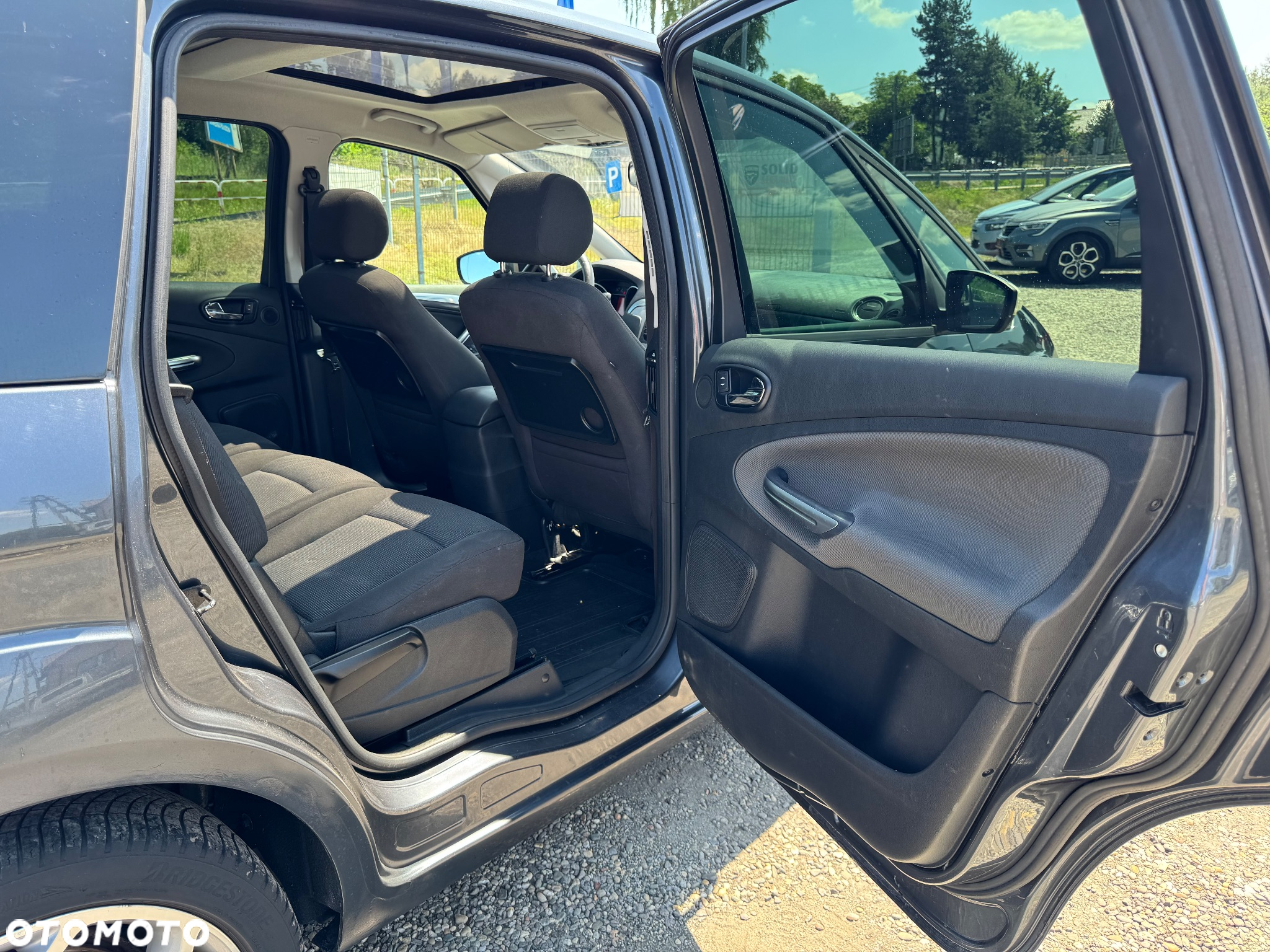 Ford S-Max - 20
