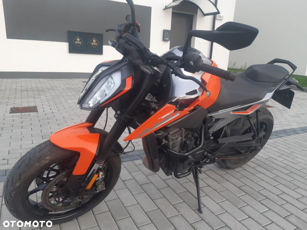 KTM Duke - 3