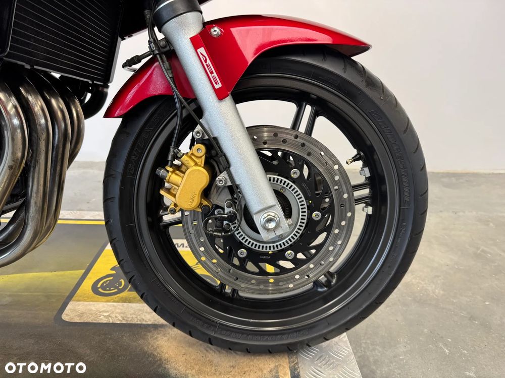 Honda CBF - 8