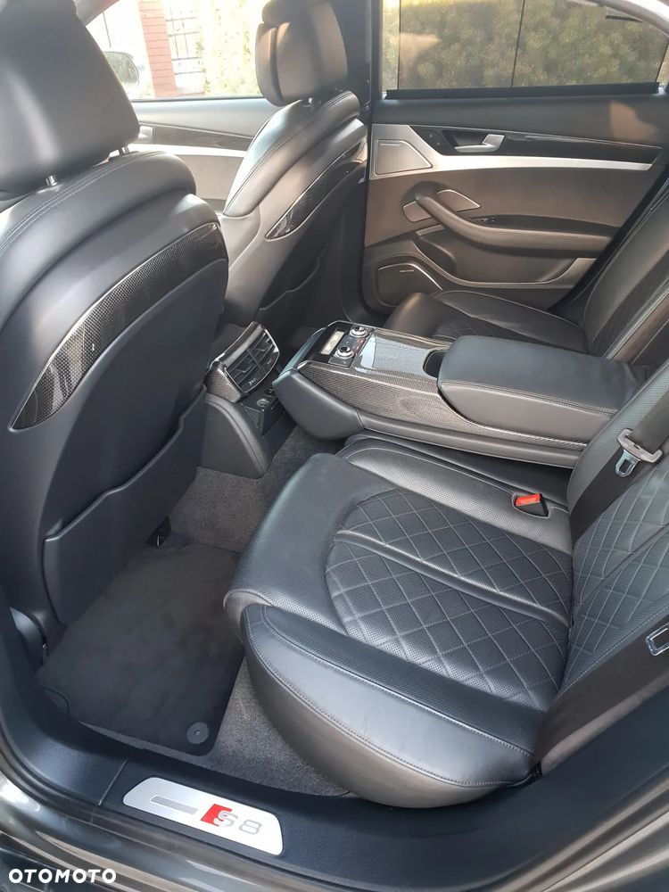 Audi S8 4.0 TFSI Quattro - 11