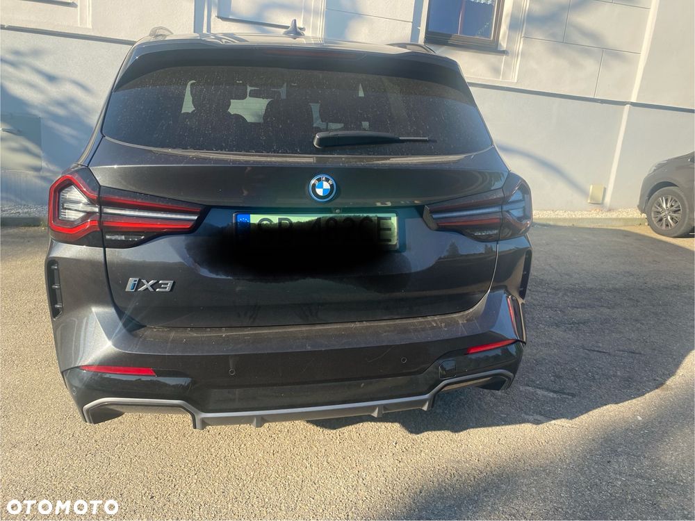 BMW iX3 - 3