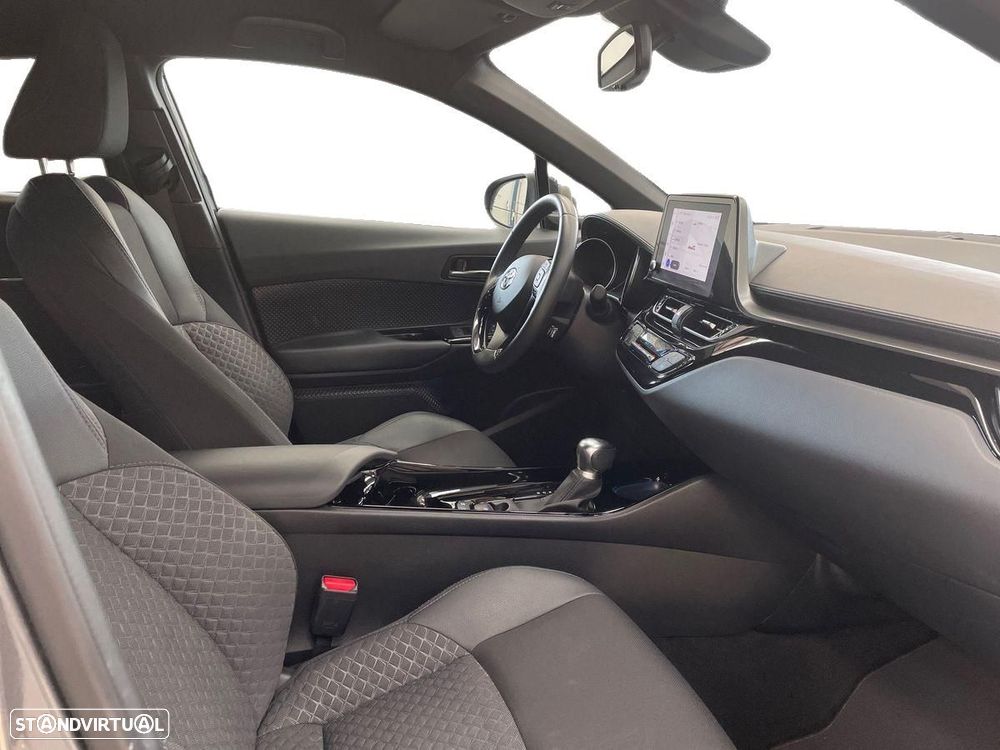 Toyota C-HR - 6