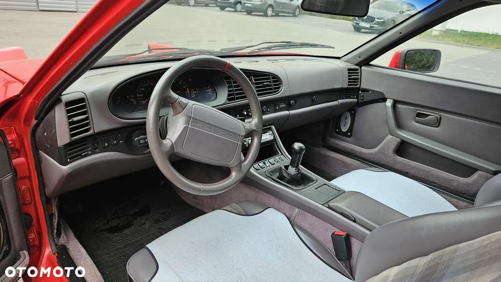 Porsche 944 - 4
